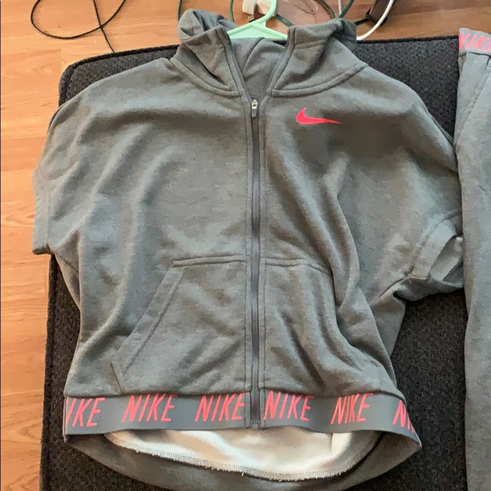 Nike Sweat Suit